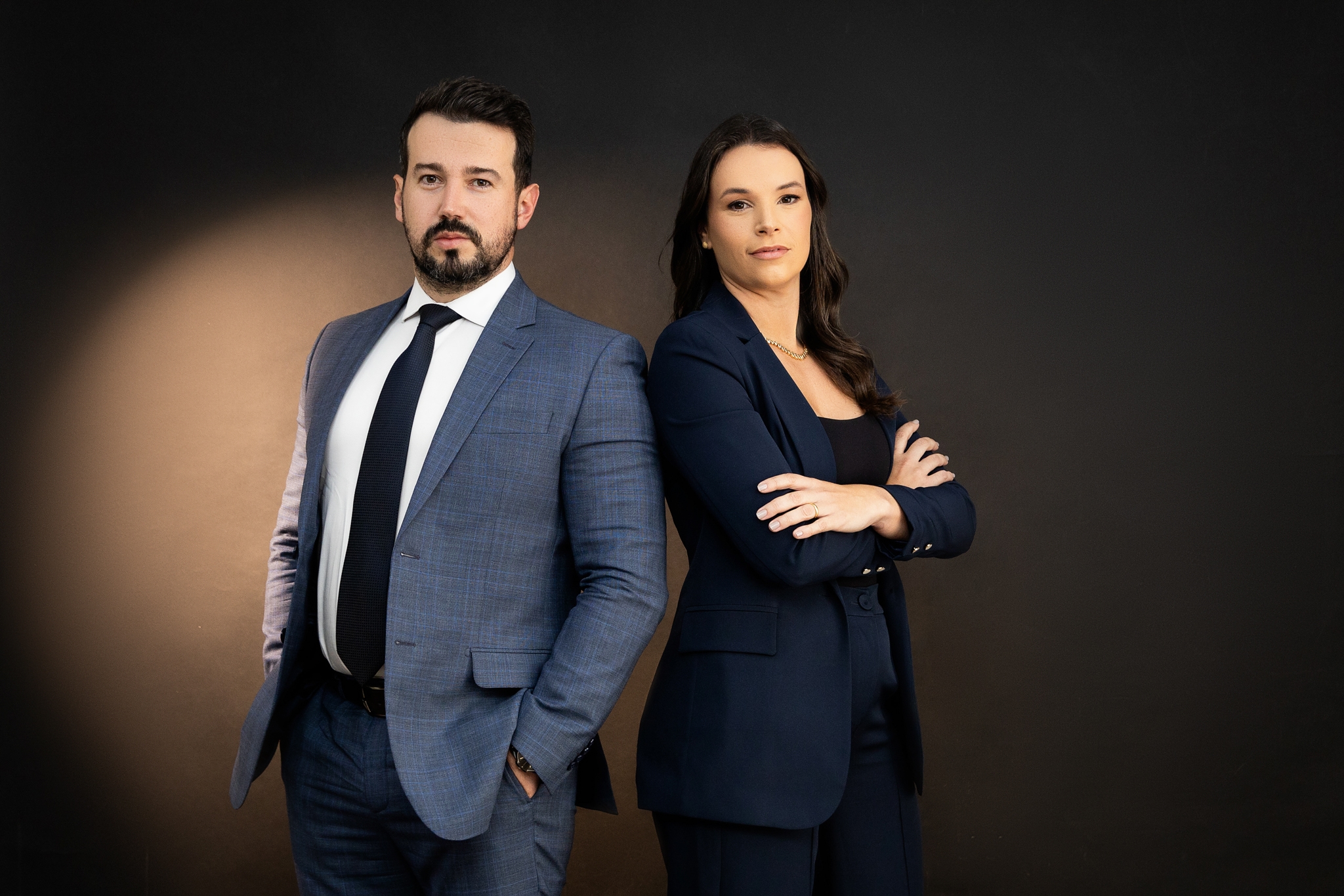 Advogado trabalhista em reunião estratégica empresarial